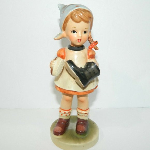 Vintage Japan Girl  Polishing Boot Figurine Ceramic - Picture 1 of 7